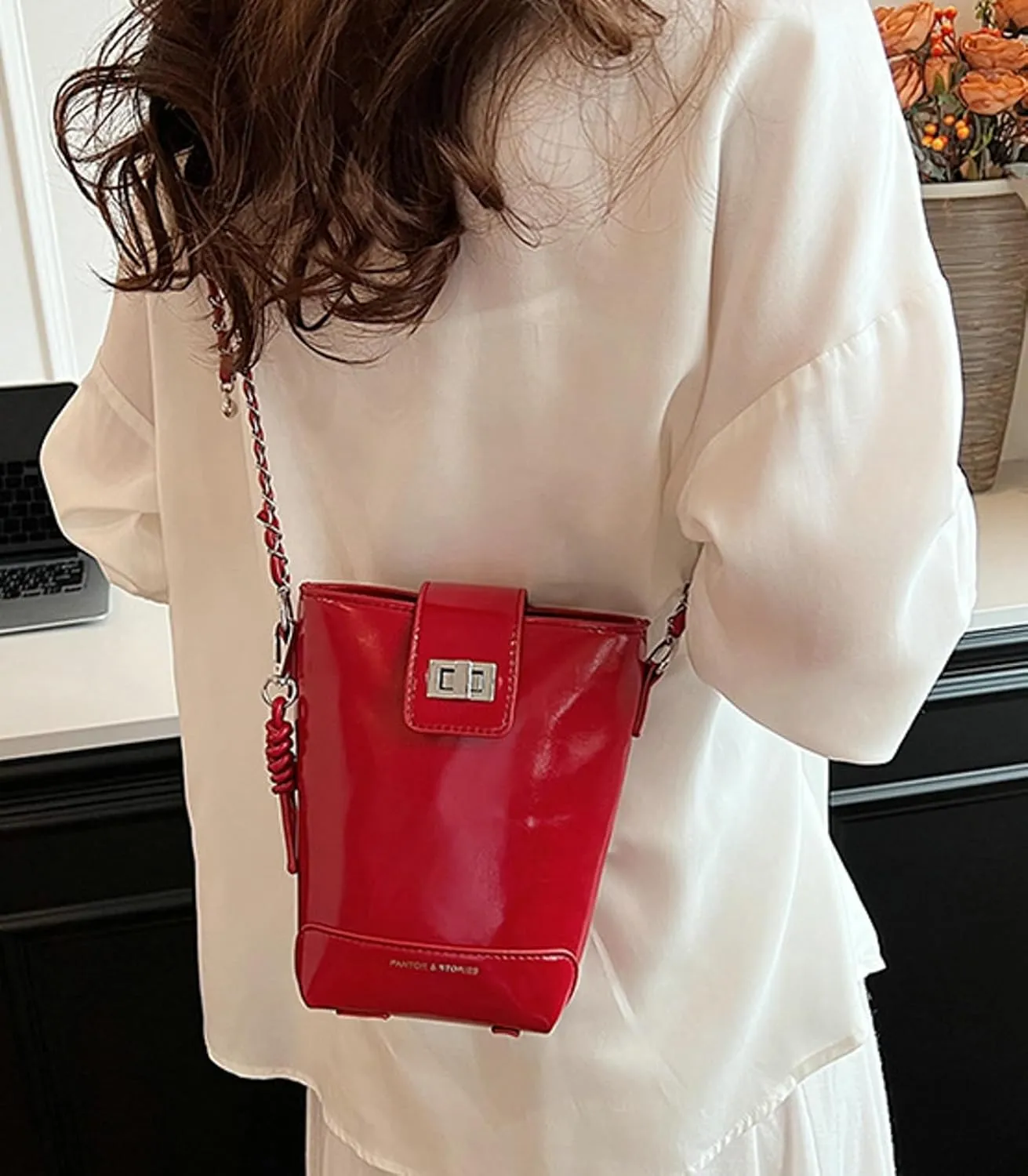 2025 Summer Straw Woven Chain Crossbody Bucket Bag PU Tote Shoulder Handbag Travel Daily Use