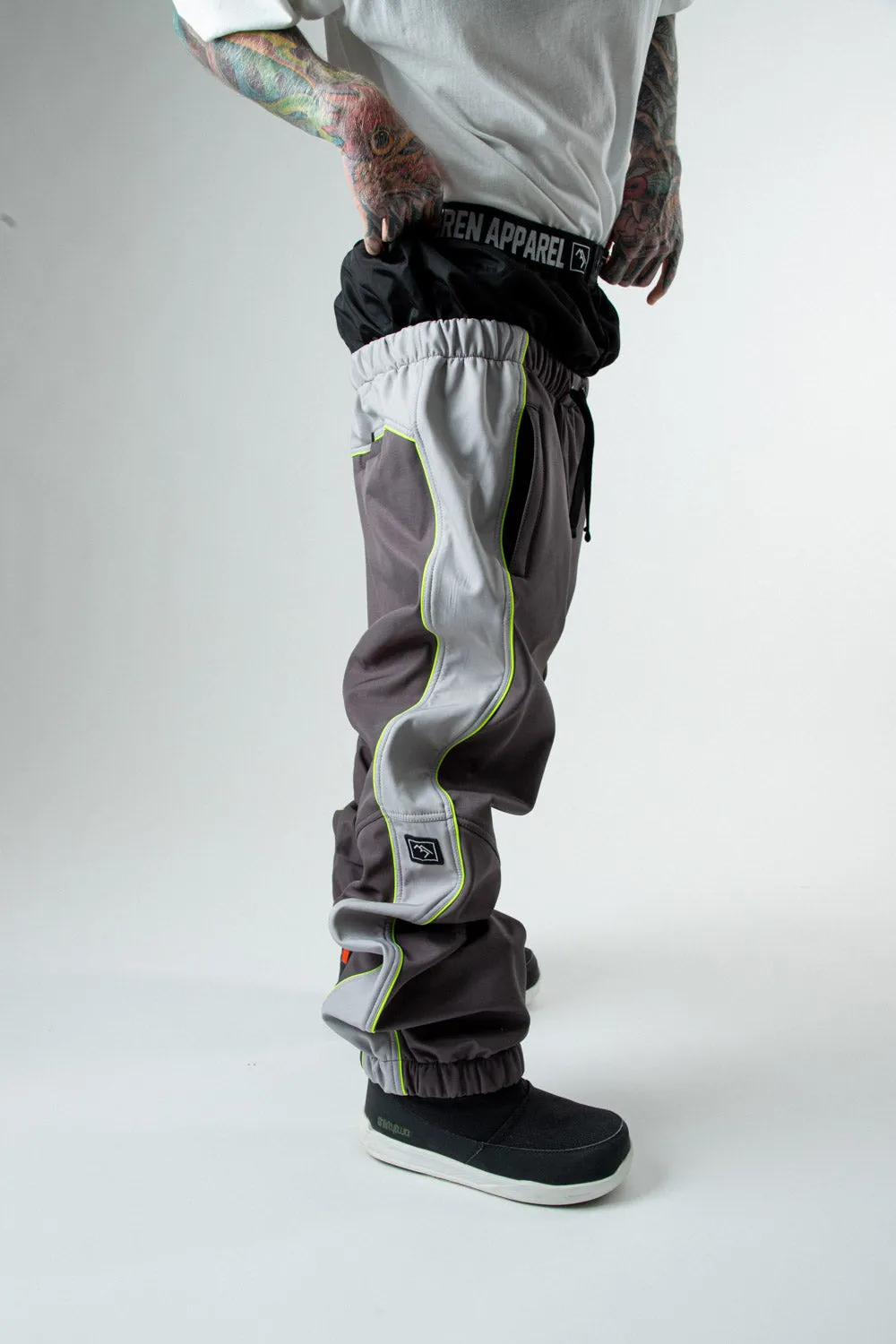 Baseline Trackpants - Charcoal Voltage