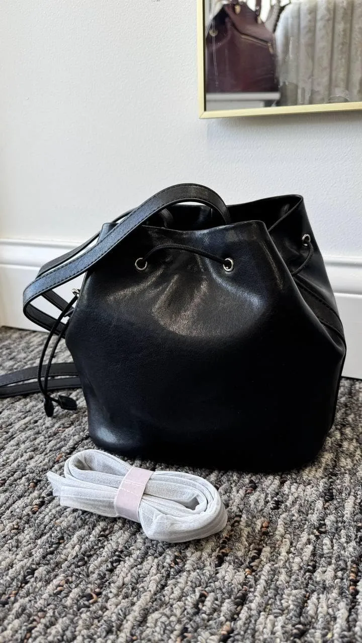 Elegant Allure: Natural Leather Bucket Bag