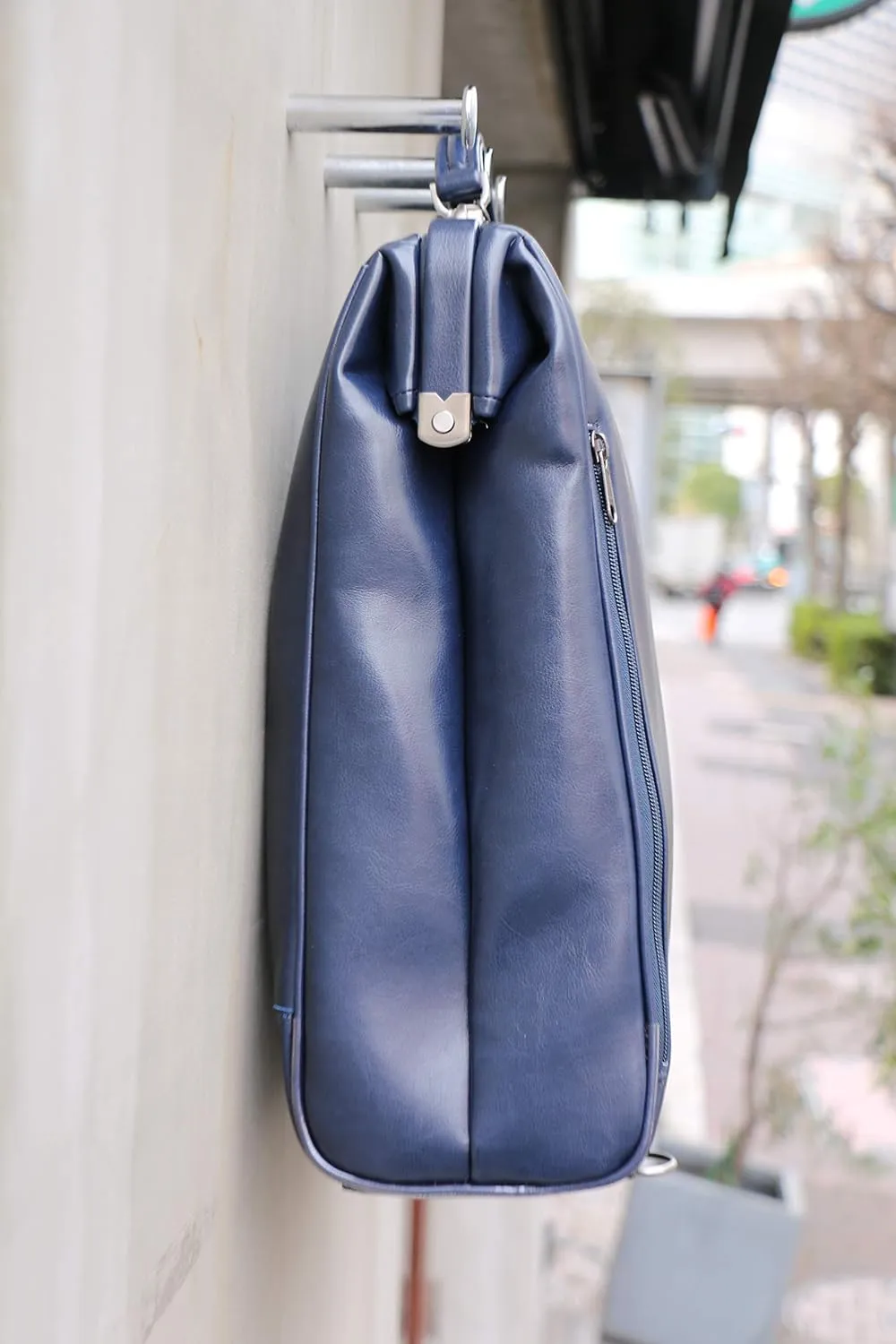 LIGHT Men's Vertical Doctor Bag, Made in Japan