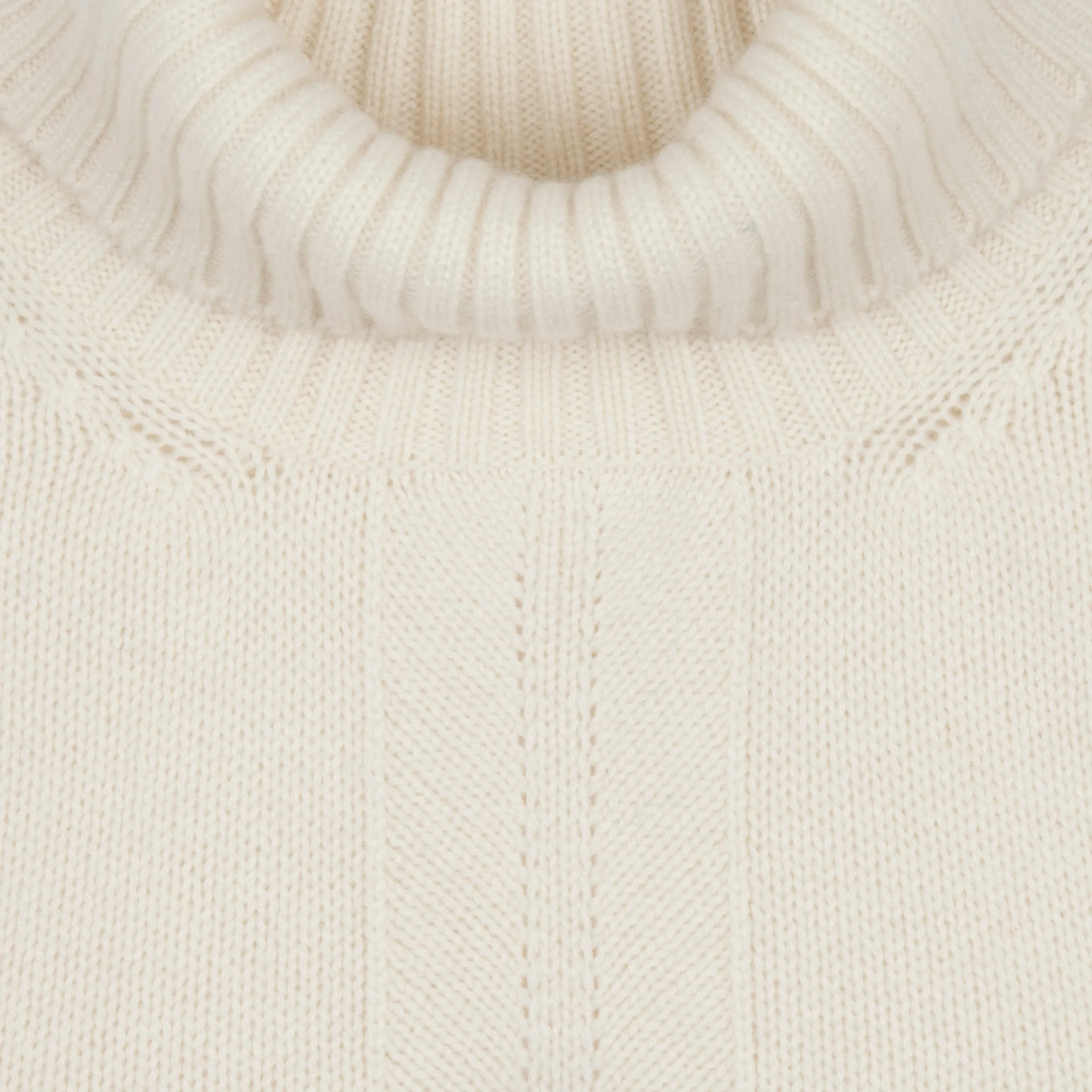 Sleeveless Cashmere Polo Neck