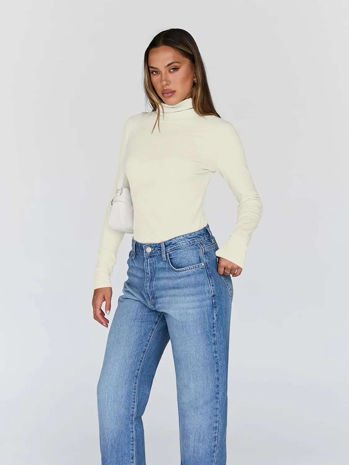 Trendy Queen Women's Turtleneck Long Sleeve Shirts Fall Fashion Basic Thermal Underwear Tops Winter Clothes 2025