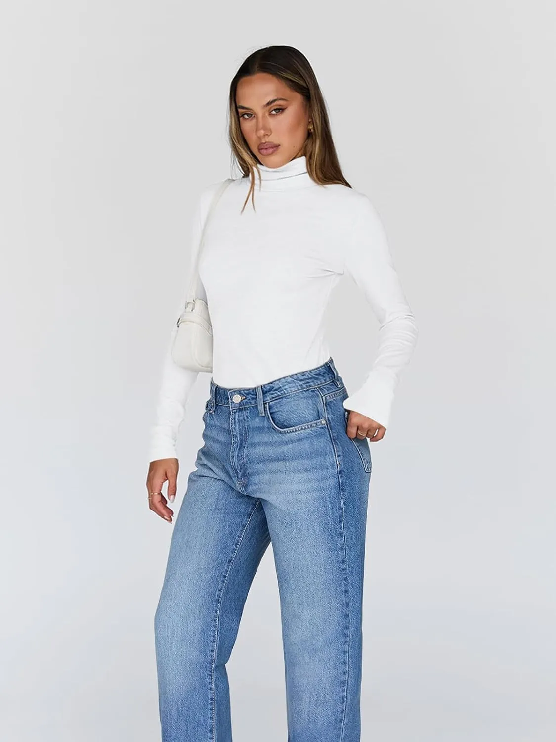 Trendy Queen Women's Turtleneck Long Sleeve Shirts Fall Fashion Basic Thermal Underwear Tops Winter Clothes 2025